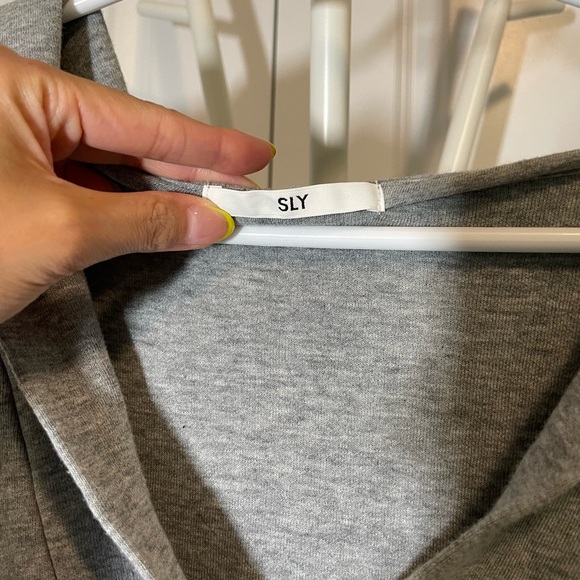 SLY Women Casual Oversized Street Styled Hooded Sweat Dress Japanese Brand - Picture 3 of 4